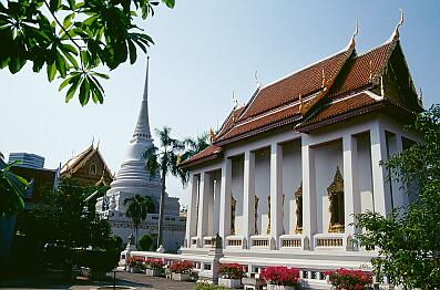 Bangkok - Tempel Wat Pathum Wanaram an der Rama I Road